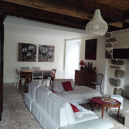 Gite Et Chambre D'Hotes Les Authentiques Saint-Estephe  Εξωτερικό φωτογραφία
